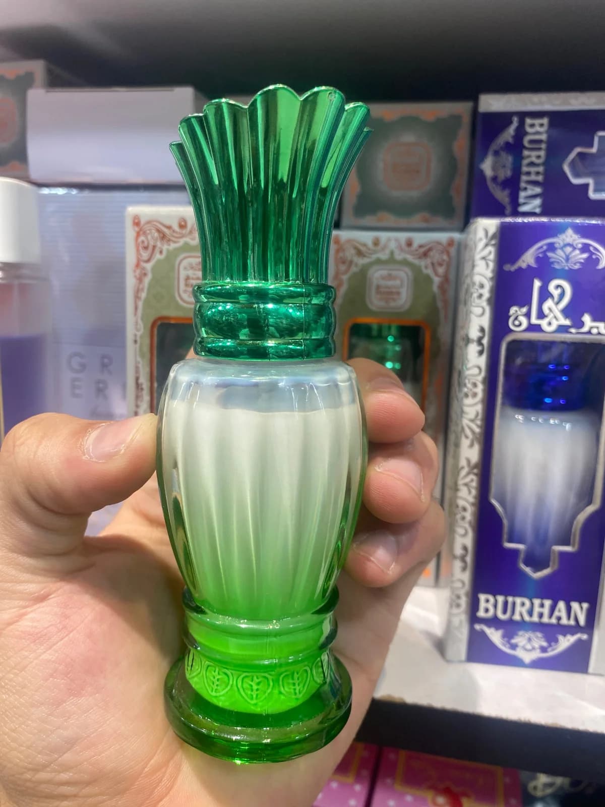 مسك برهان باللون الأخضر 